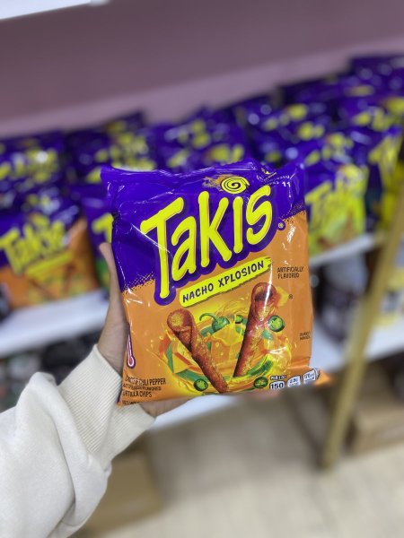 تاكز بطعم الشطة والناتشوز