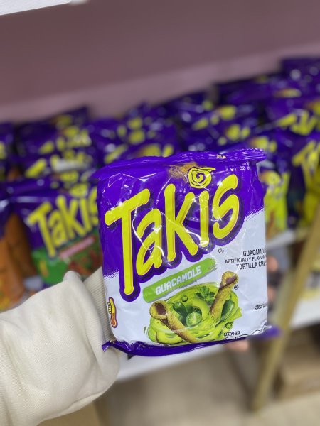 تاكز بطعم الشطة والافوجادو