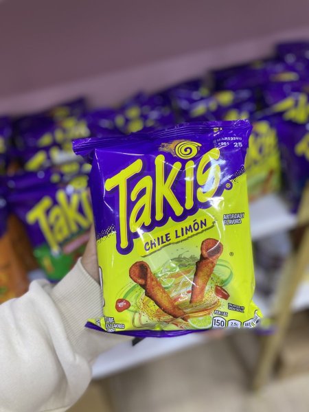 تاكز بطعم الشطة والليمون